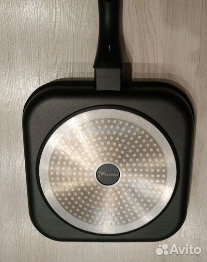 Сковорода-гриль Travola, 26 х 26 см