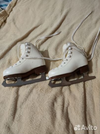 Фигурные коньки wifa 25