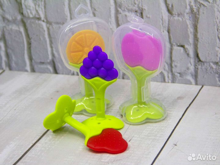 Игрушки до года, прорезыватели, погремушки новые