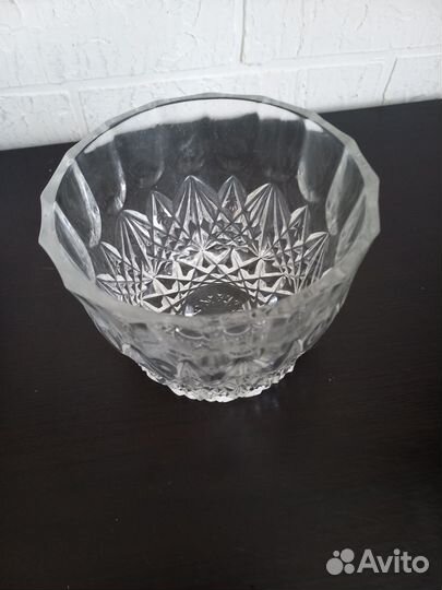 Хрустальная конфетница