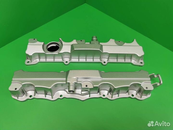 Клапанная крышка Peugeot Citroen