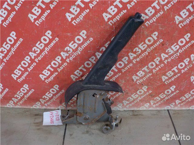 Рычаг ручника Nissan Sunny traveller GA16DS 1991
