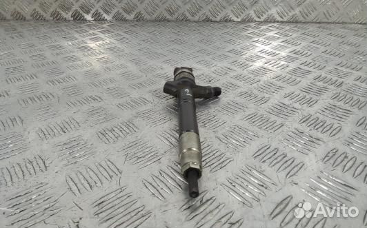 Форсунка дизельная toyota RAV 4 ZSA3 (EEA06AL02)