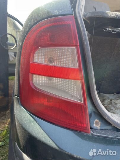 Фонарь левый Skoda Fabia 2001г Хетчбэк