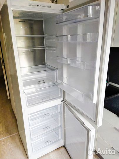 Продам холодильник