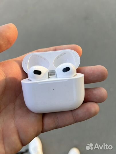 Беспроводные наушники apple airpods 3