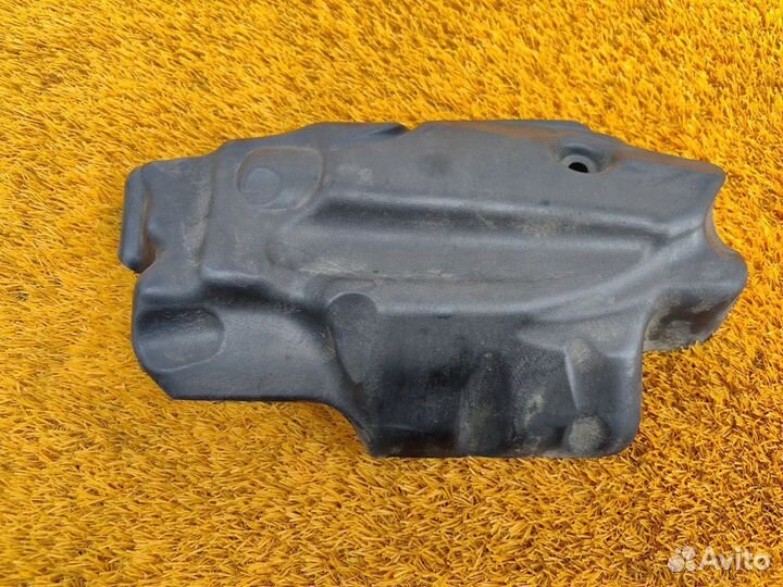 Шумоизоляция моторного отсека Land Rover Range