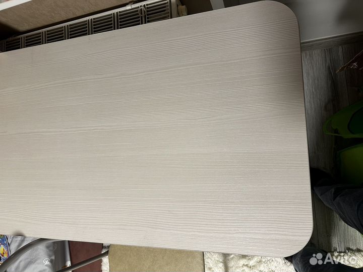 Стол кухонный с табуретками