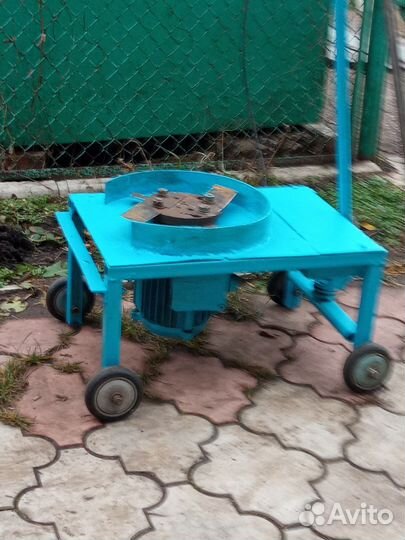 Измельчитель веток и травы