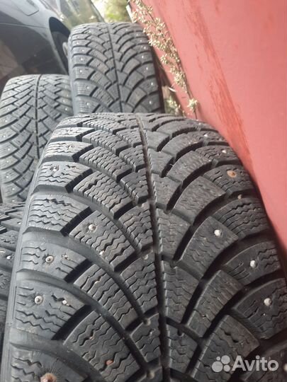 Bfgoodrich G-Force Stud 205/55 R16