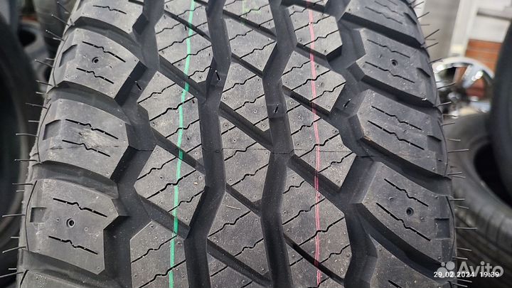 Tracmax X-Privilo AT08 265/65 R17 112T