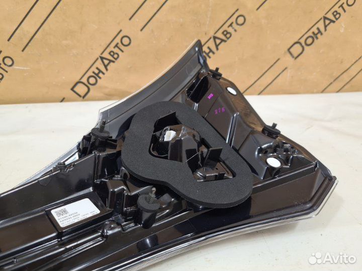 Фонарь задний левый Toyota Rav4 40