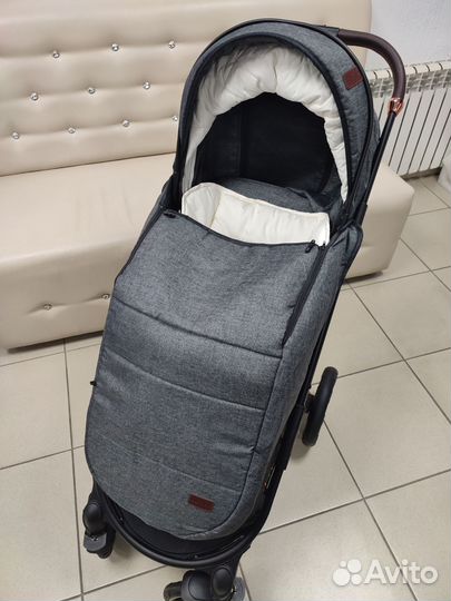 Прогулочная коляска вездеход