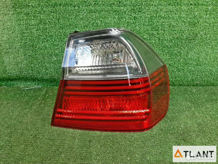 Фонарь задний правый BMW 320I