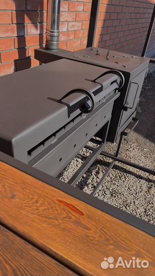 Мангал с крышей