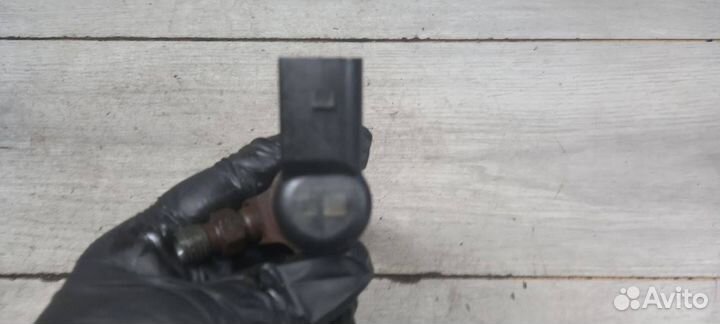 Форсунка топливная Land Rover Range Rover Sport