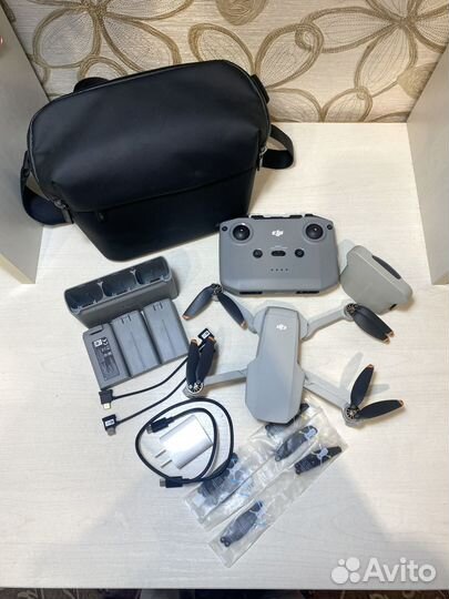 Квадрокоптер DJI mavic mini 2 combo