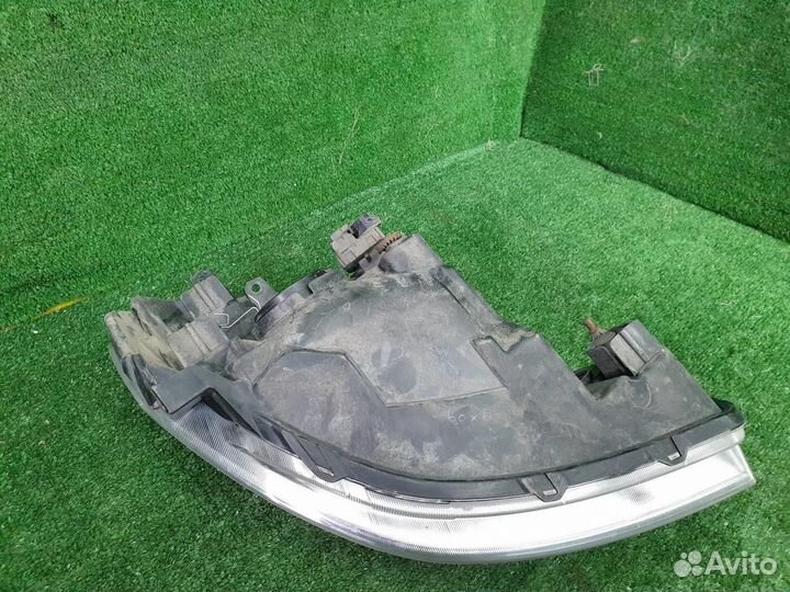 Фара левая Suzuki SX4