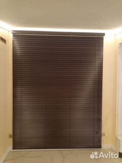 Деревянные горизонтальные жалюзи