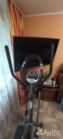 Эллиптический тренажер