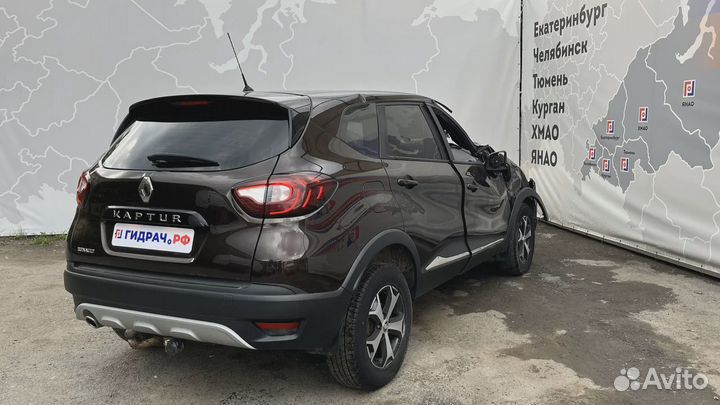 Уплотнитель стекла заднего правого Renault Kaptur 823309602R