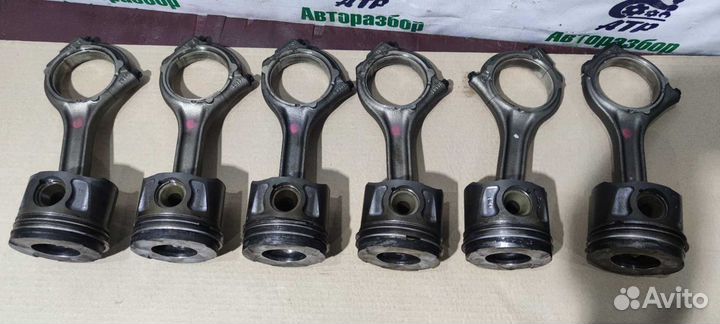 Поршня с шатунами Grand Cherokee 3.0 crd