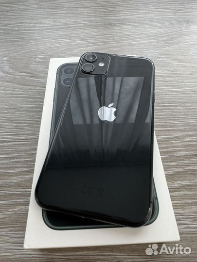 iPhone 11, 64 ГБ