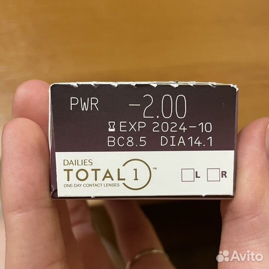 Линзы контактные однодневные dailies total 1