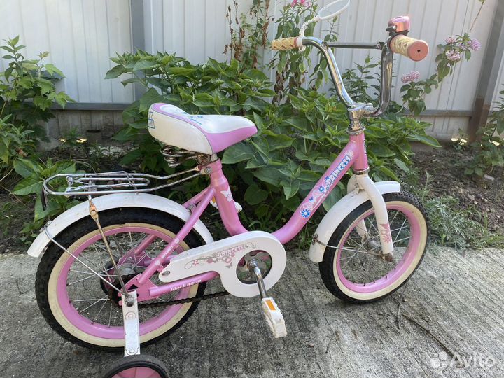 Детский велосипед (для девочки 4-7 лет)