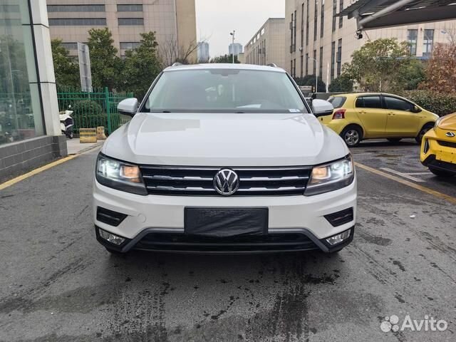 Volkswagen Tiguan 2.0 AMT, 2021, 38 600 км