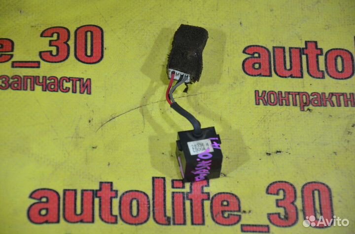 Микрофон Nissan Qashqai J10