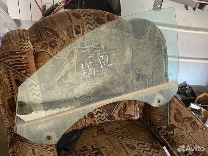 Переднее левое стекло audi А6 С6