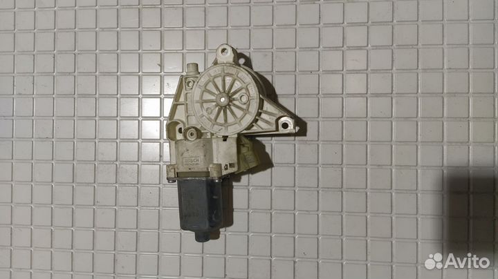 Моторчик стеклоподъемника Mercedes W164