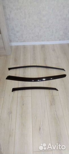 Продаю ветровики на Форд Фокус 2