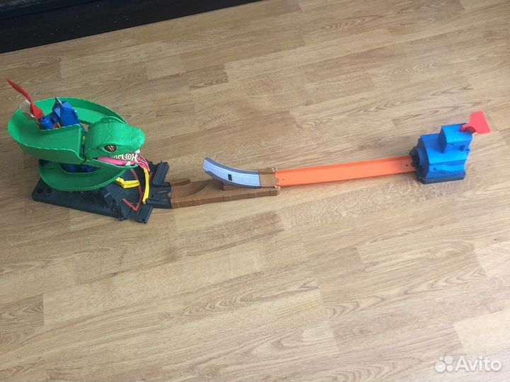 Трек Hot Wheels Бросок Кобры