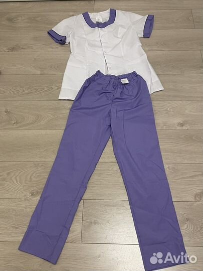 Медицинский костюм женский