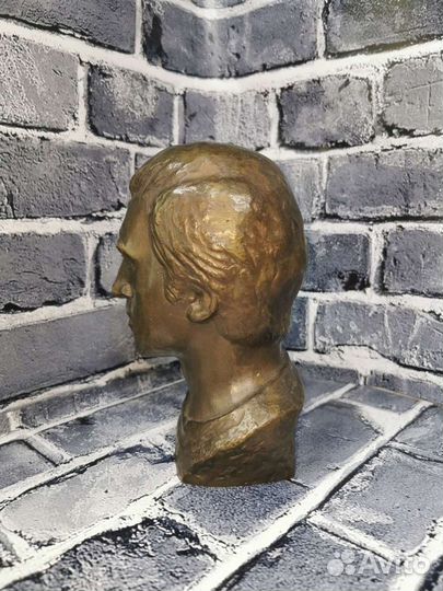 Бюст Высоцкого. Бронза