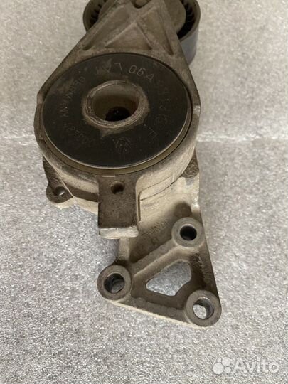 Натяжитель ремня Volkswagen