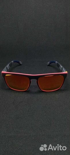 Солнцезащитные очки с эффектом Polaroid