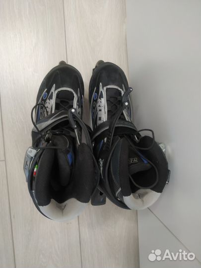 Роликовые коньки Roces 10UK