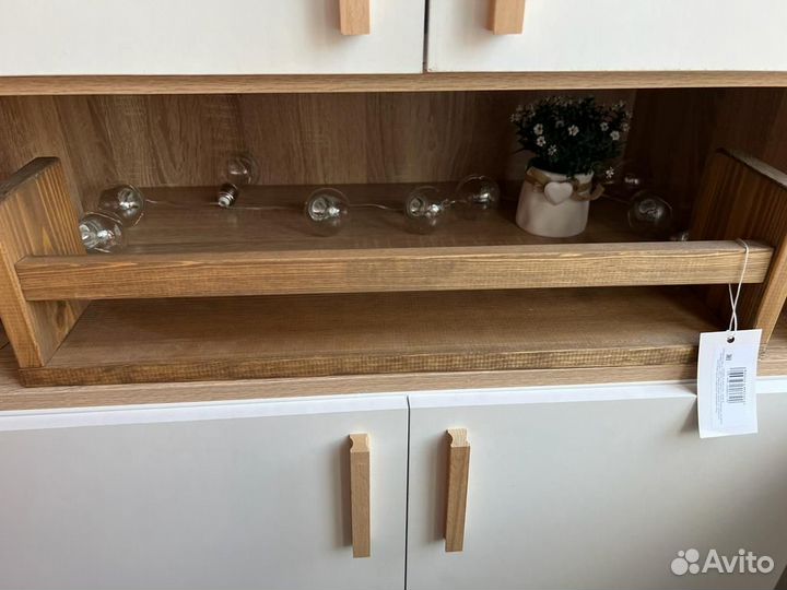 Полка из массива сосны