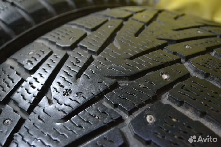 Nokian Tyres Hakkapeliitta 7 SUV 255/55 R18