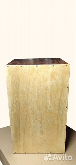Кахон с подструнником