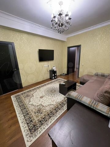 2-к. квартира, 55 м², 1/7 эт.