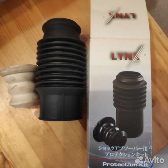 Пыльник+отбойник новое Kia Rio