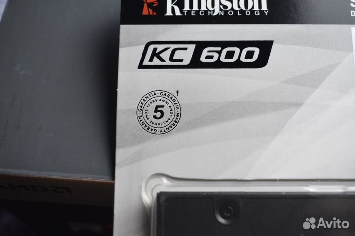 SSD накопитель Kingston 1 TB KC600 2,5