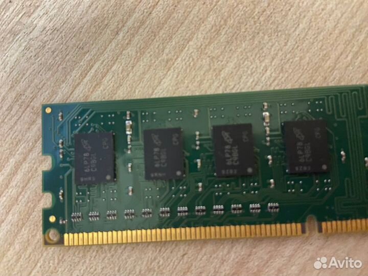 Crucial 4gb ddr3l 1600hz