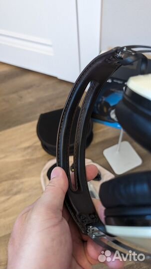 Беспроводные наушники Sennheiser Momentum M2 aebt