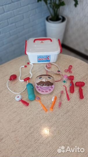 Детский набор доктора педиатора и стоматолога