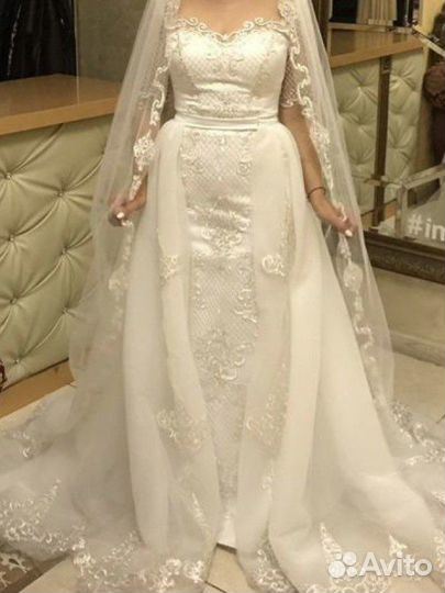 Свадебное платье